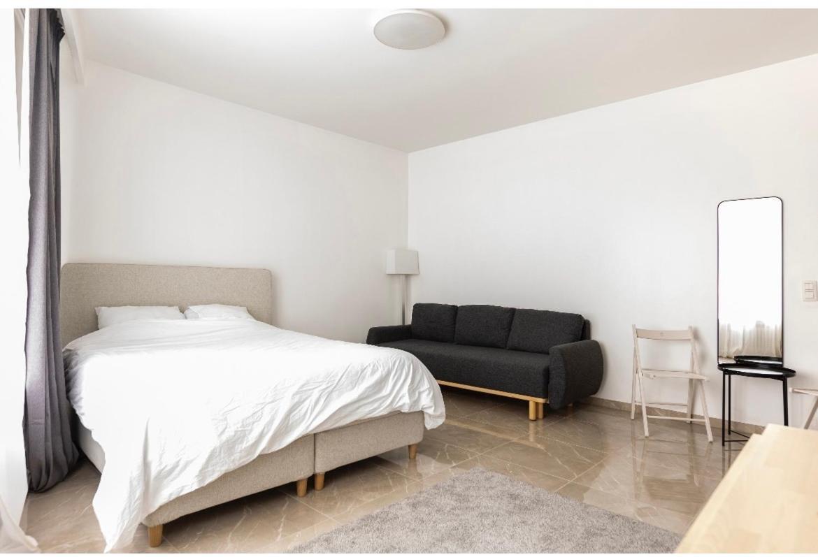 Diamonds Studio Apartment Antwerp Exterior photo